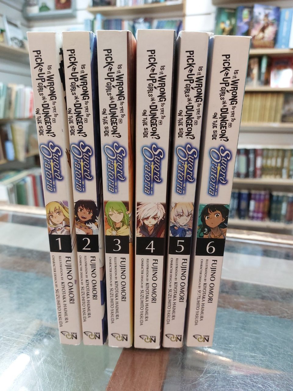 Is it Wrong To Pick Up Girls In Dungeons Vol 1-6