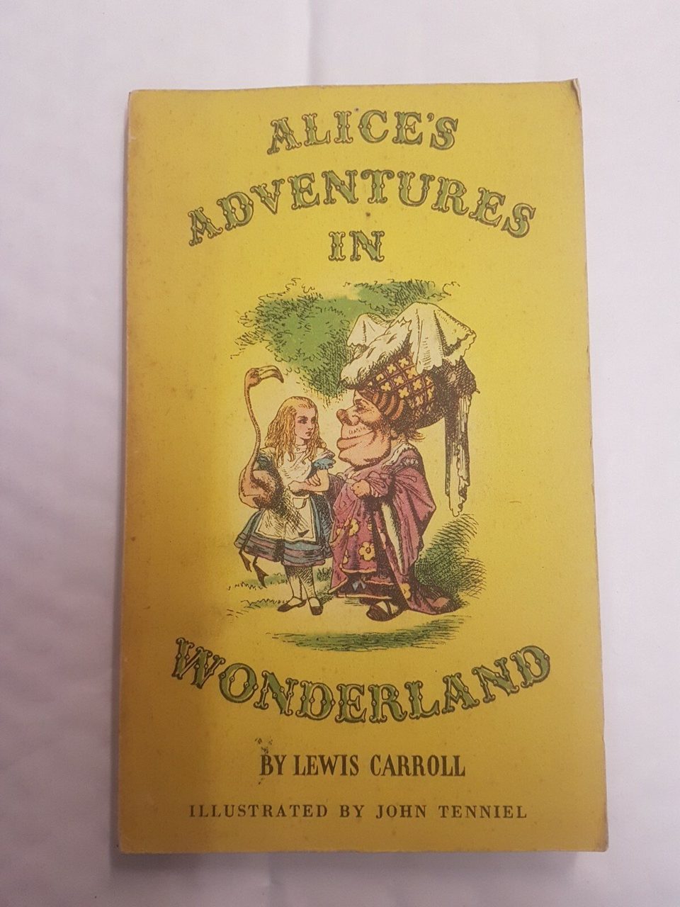 Alice in Wonderland Penguin By Lewis Carroll, Illustrated by John Tenniel