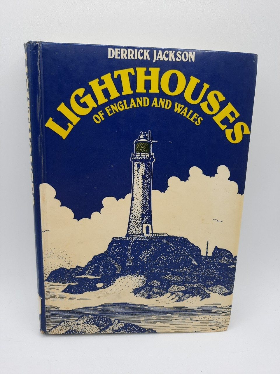Lighthouses of England and Wales Derrick Jackson 1975 Hardback Book Ex Library