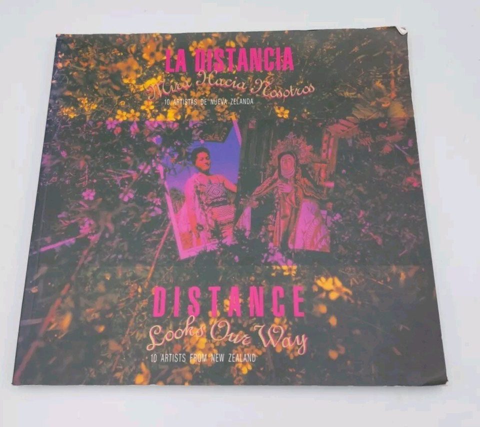 La Distancia Distance Looks Our Way Artists From New Zealand