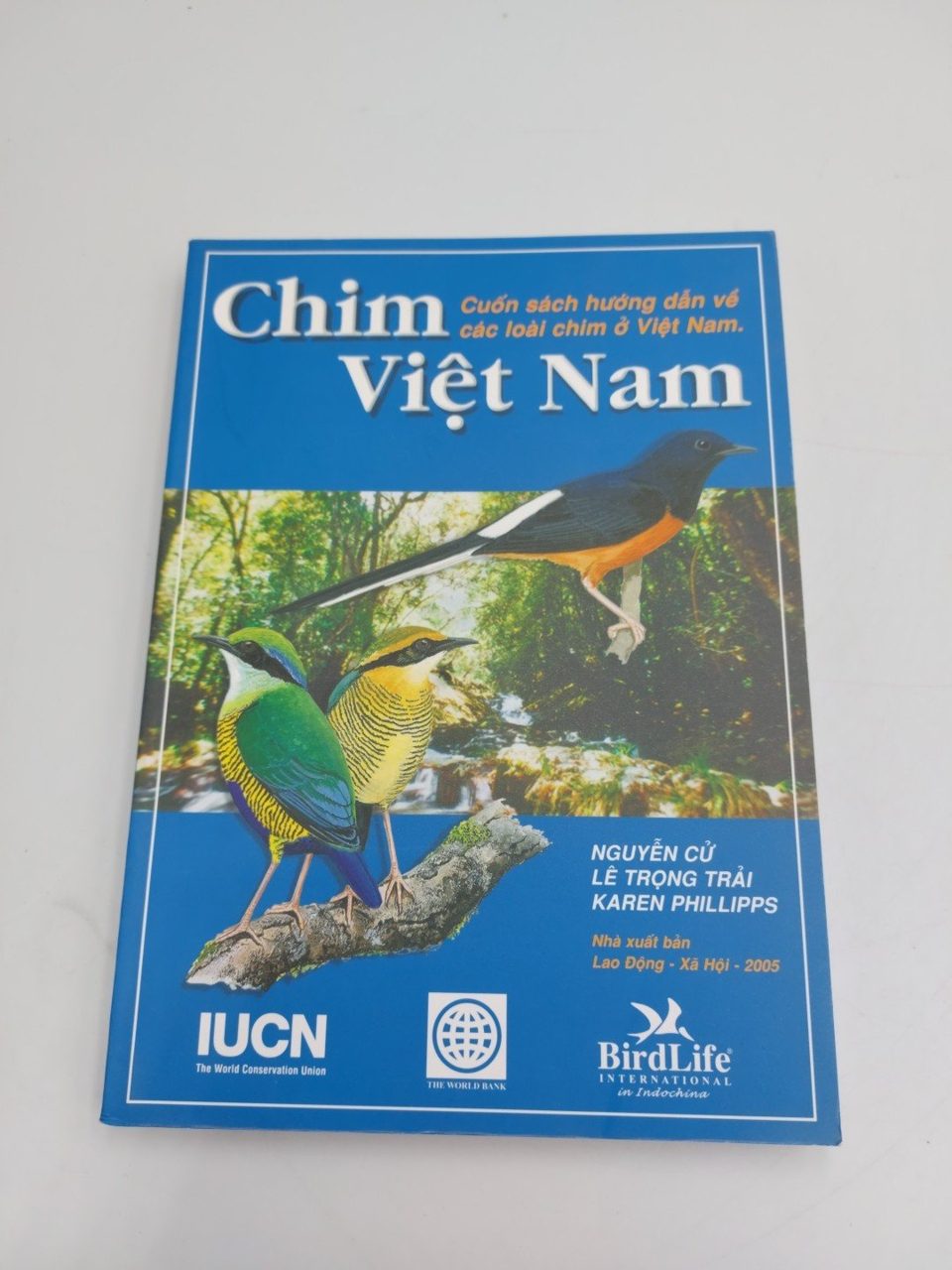 Chim Vie?^t Nam Vietnamese Edition Cu? Nguy Bird Book