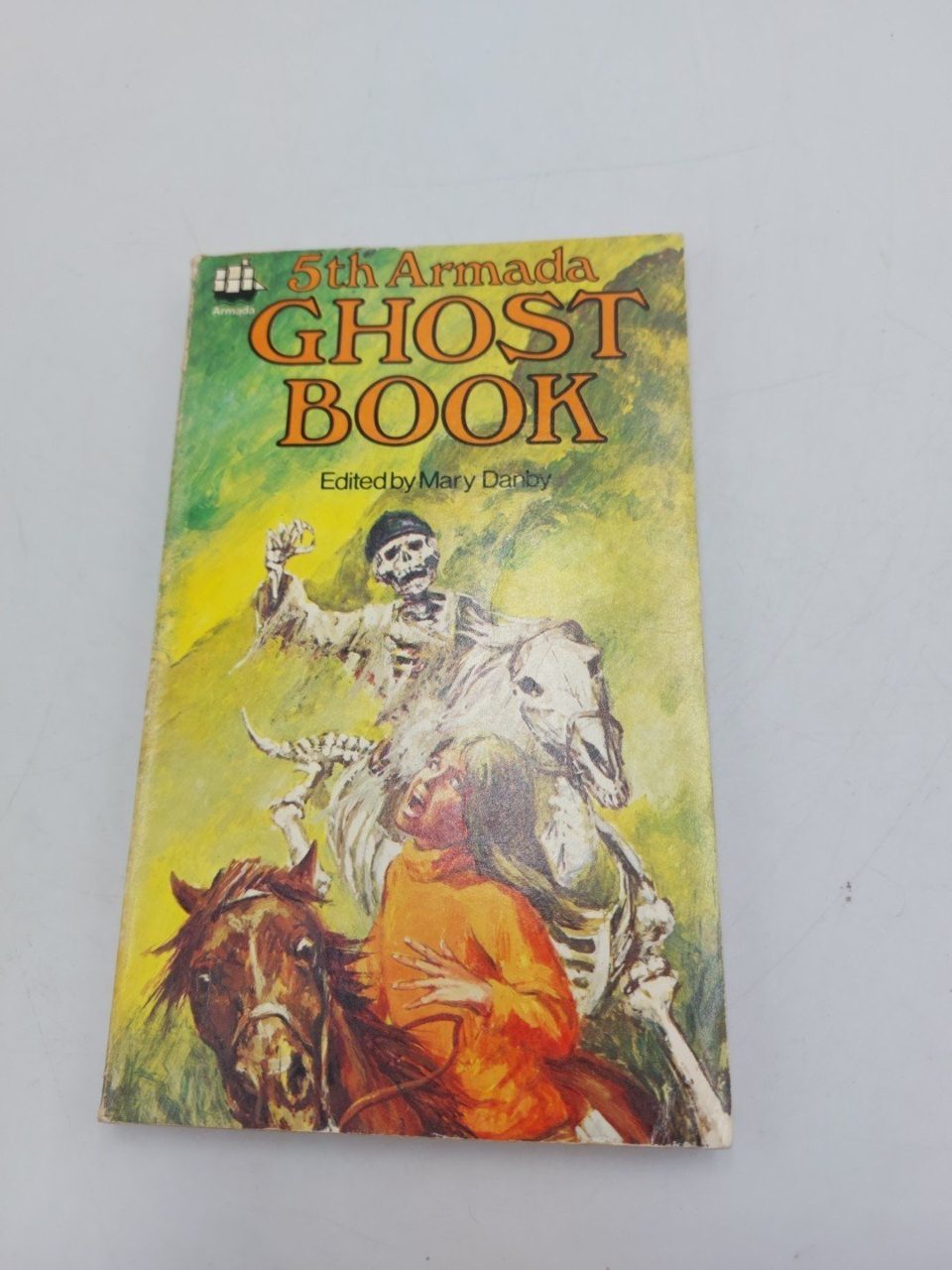 The Fifth Armada Ghost Book Edited By Mary Danby