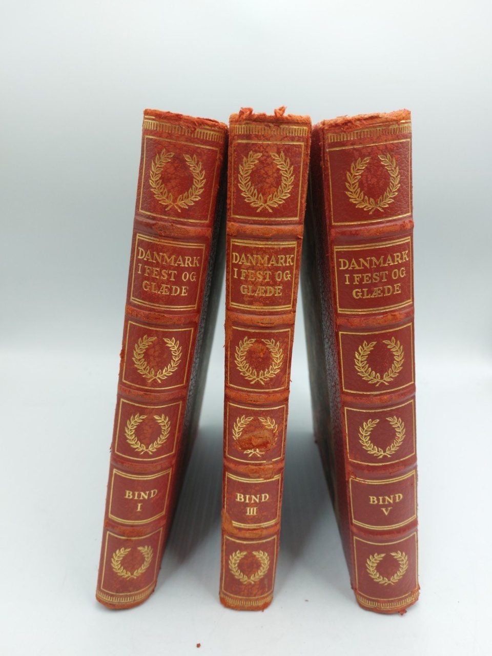 Danmark I Fest Og Glaede Bind Volumes 1, 3 And 5 1935 Denmark