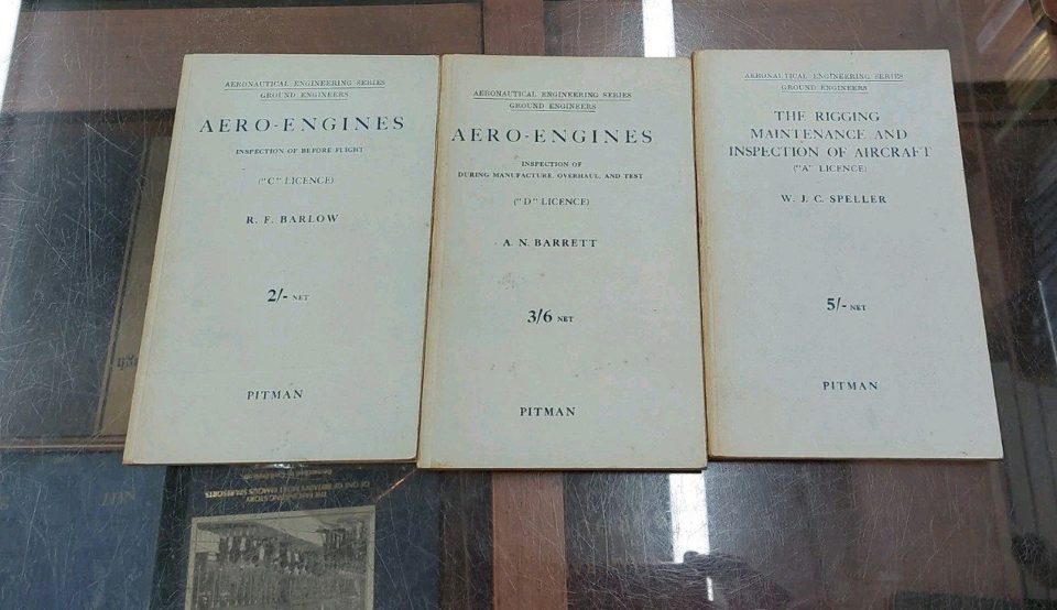 Aeronautical Engineering Series Ground Engineers Set Of 3 1940s Pitman