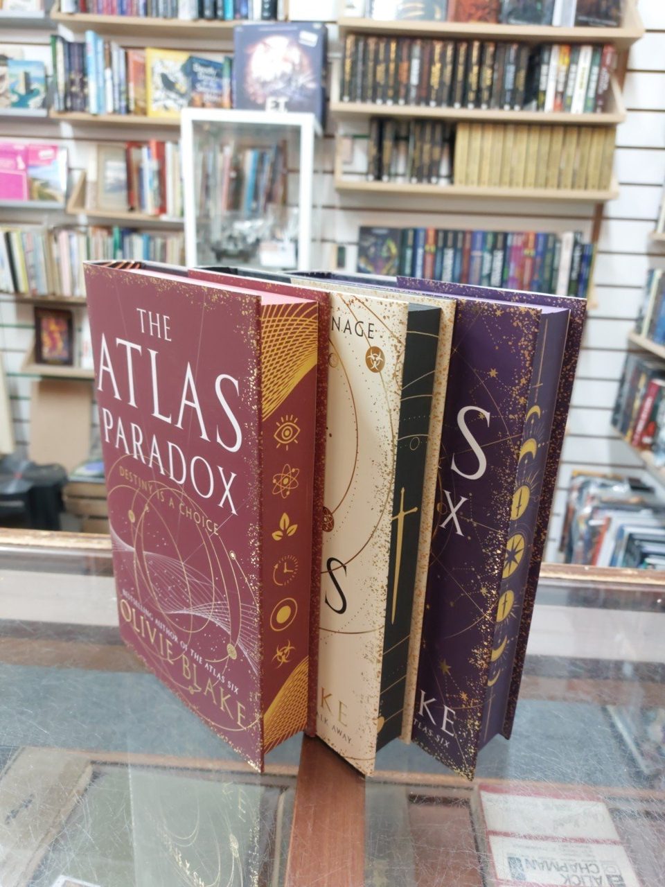 Signed Atlas Trilogy 3 Volumes Complex FairyLoot Edition Olivie Blake