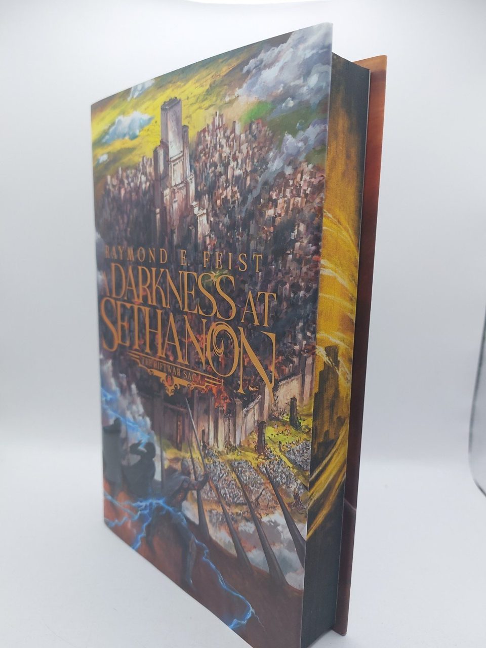 Raymond E Feist Darkness At Sethanon Riftwar Saga 3 Sprayed Edges Broken Binding