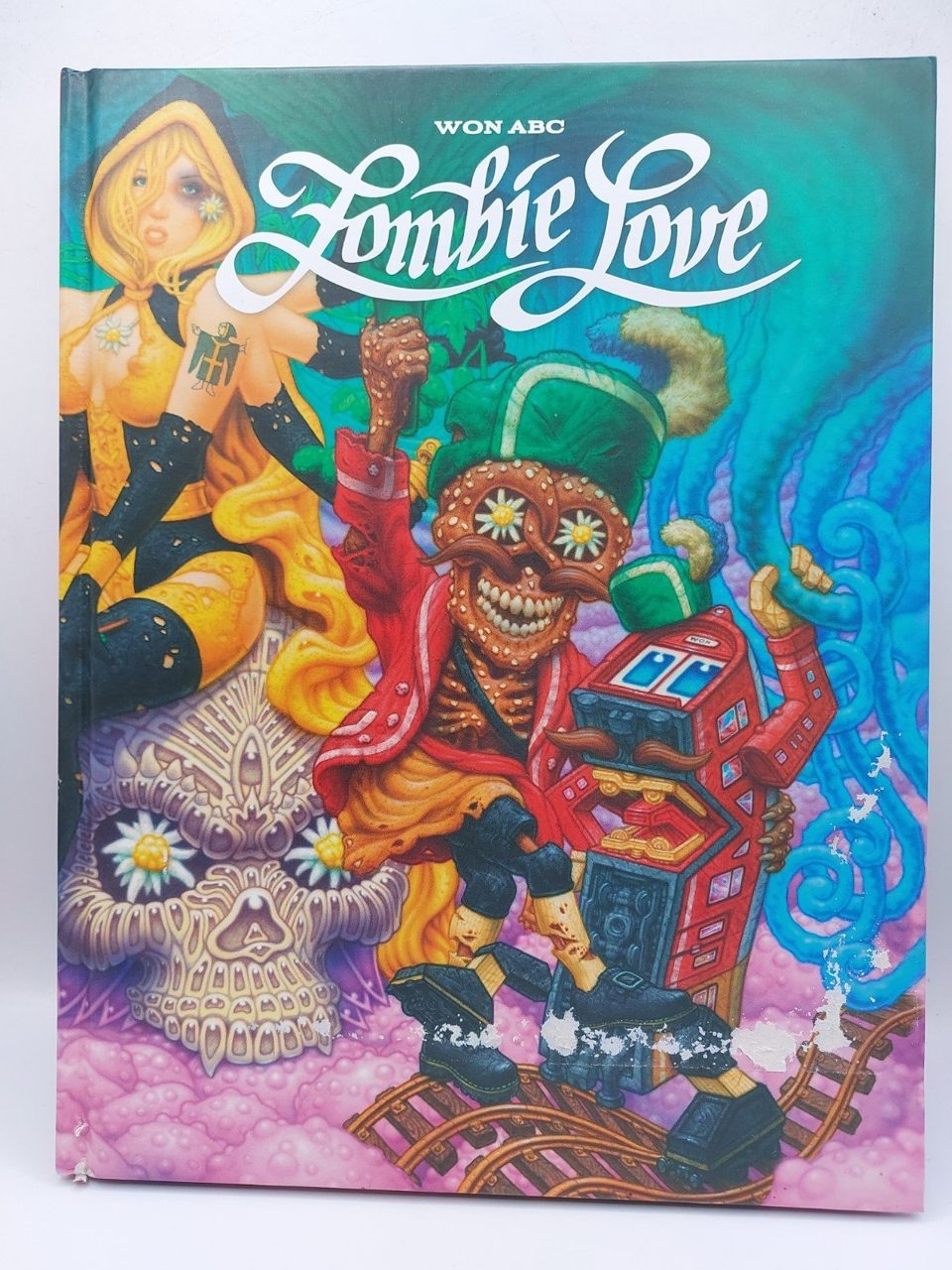 ZOMBIE LOVE By Won Abc - Hardcover Graffiti ART
