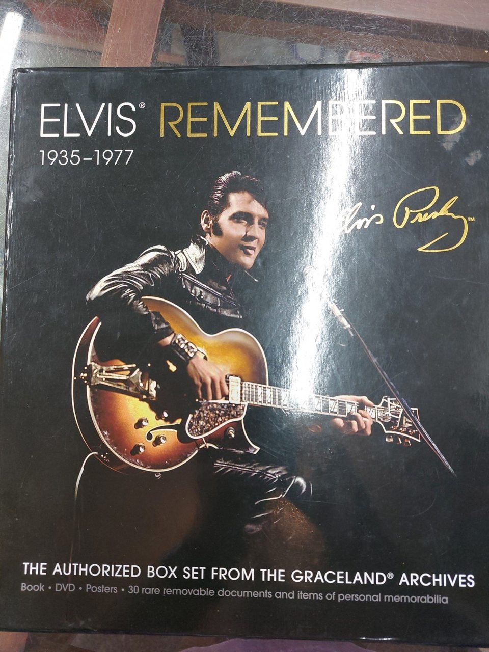 Elvis Remembered 1935 1977 Live in Music Concert DVD Book Memorabilia
